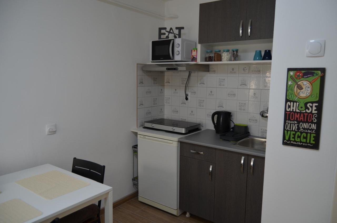 Mikmari Apartman ซูโบติกา ภายนอก รูปภาพ